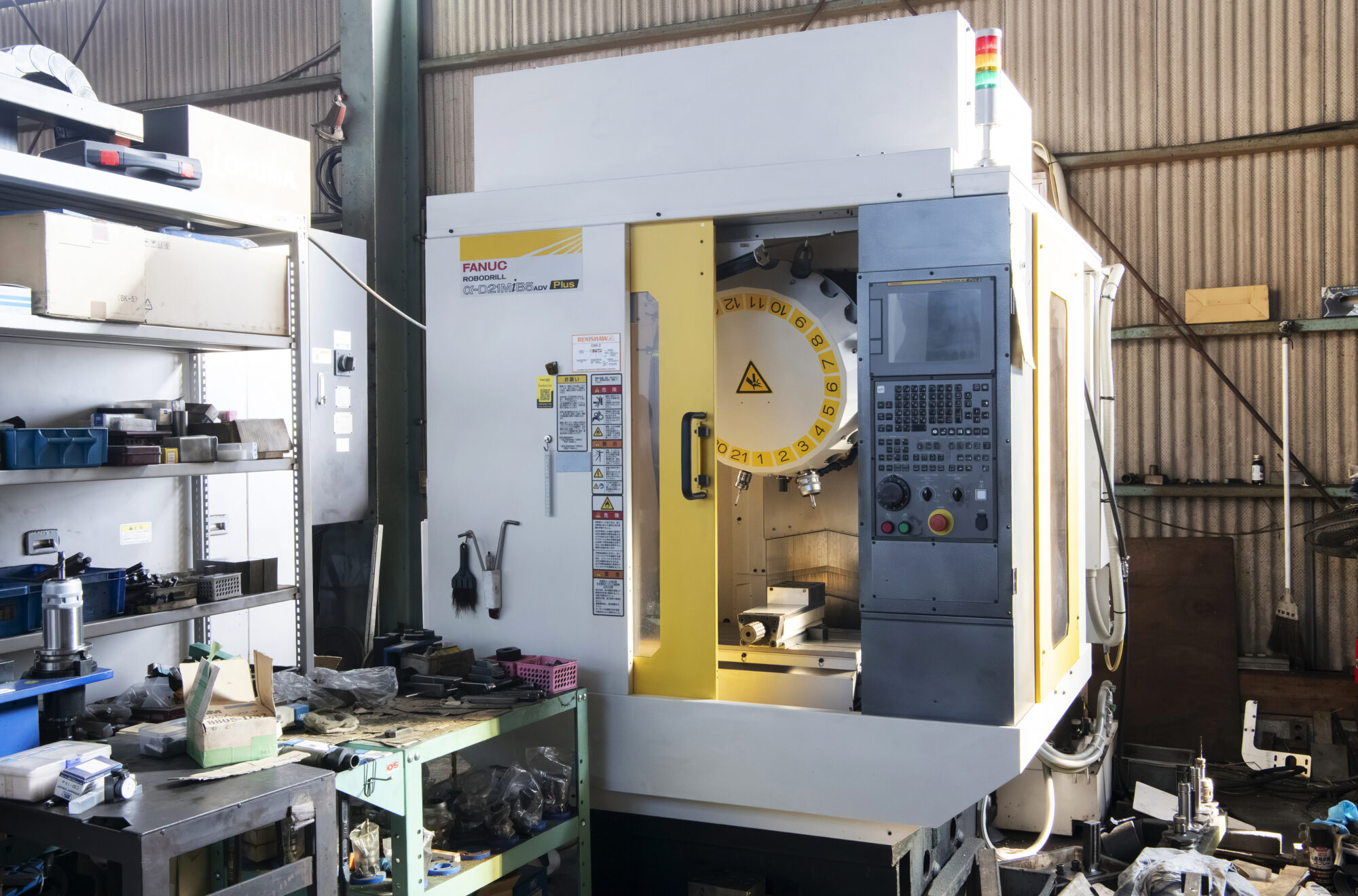 ファナック(株) / α-D21MiB5 ADV Plus